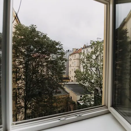 Designed 2bd- 65 M2 Next To Main Station *